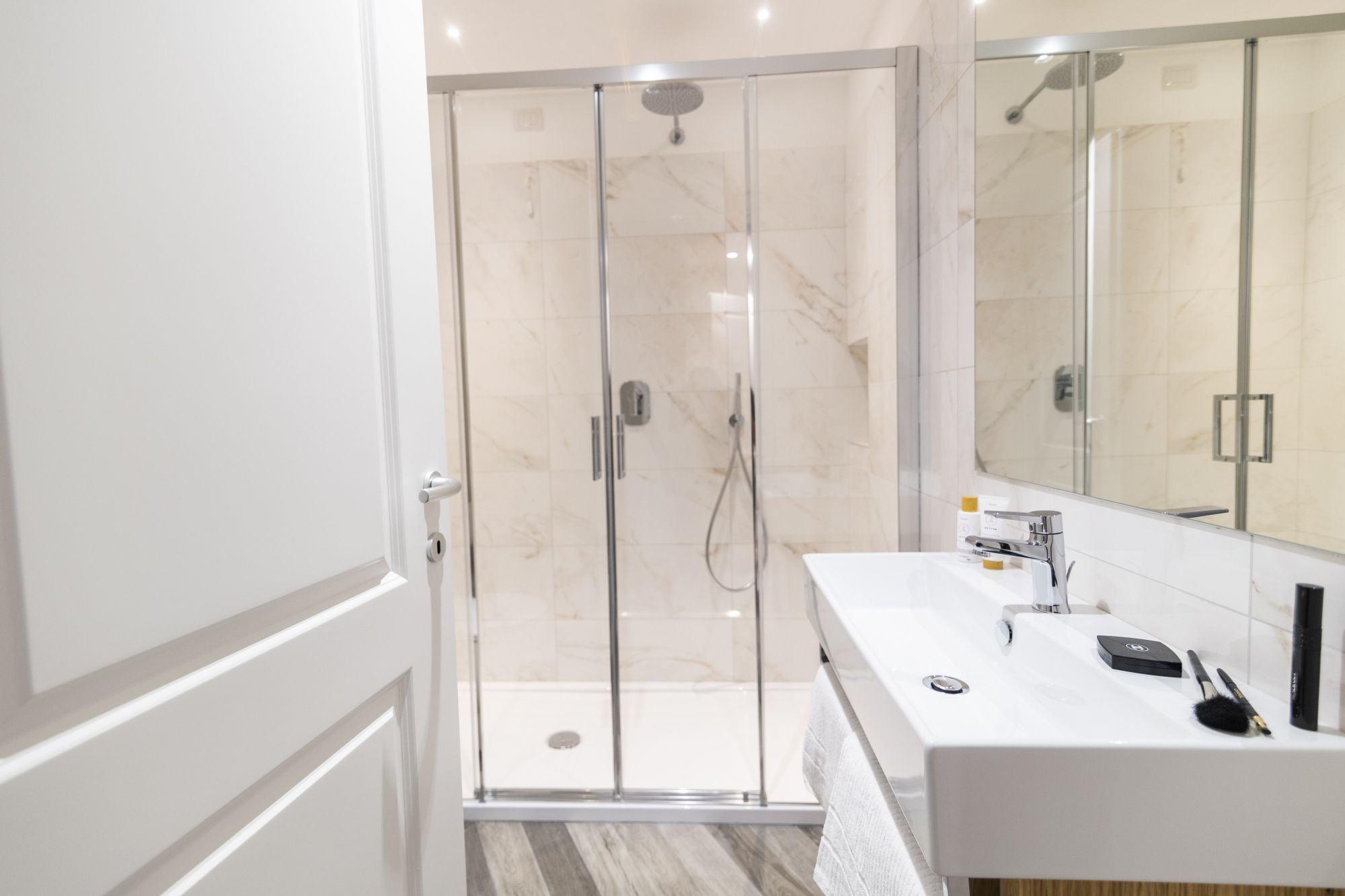 Eccelso Hotel Rome Bagian luar foto