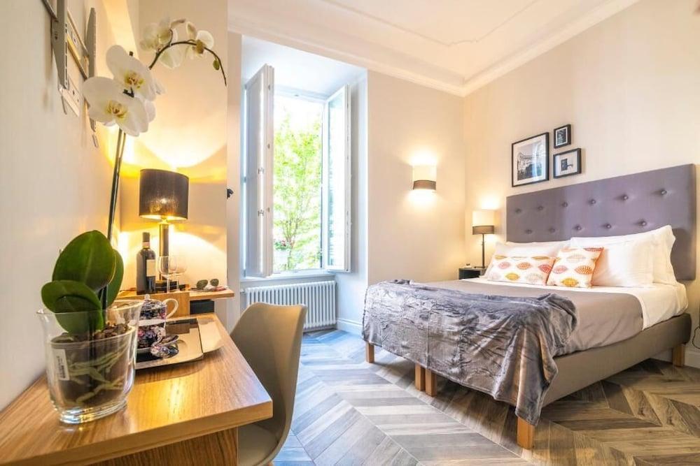 Eccelso Hotel Rome Bagian luar foto