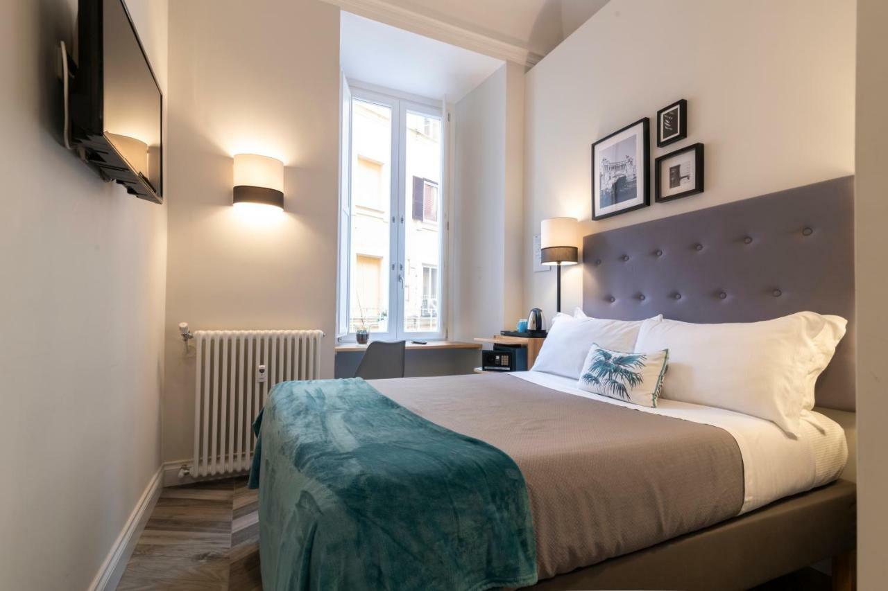 Eccelso Hotel Rome Bagian luar foto