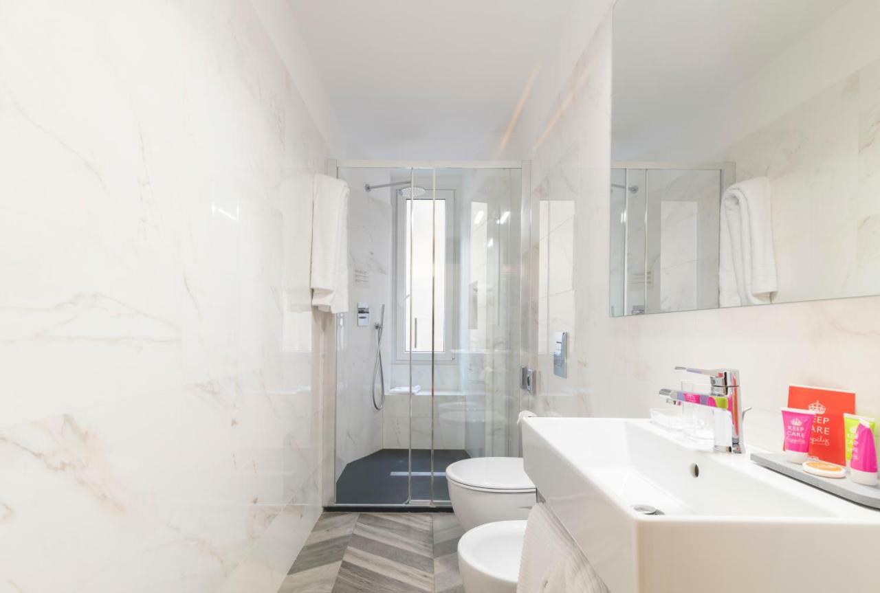 Eccelso Hotel Rome Bagian luar foto