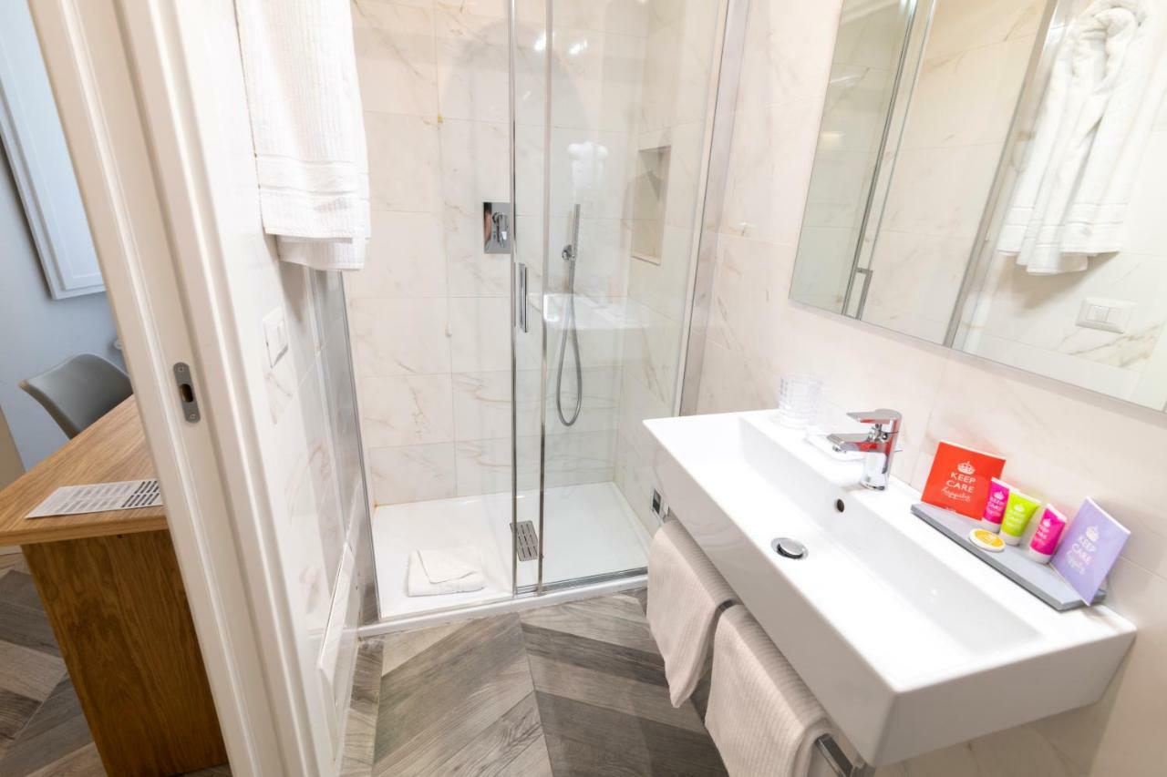 Eccelso Hotel Rome Bagian luar foto