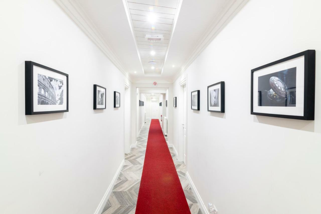 Eccelso Hotel Rome Bagian luar foto